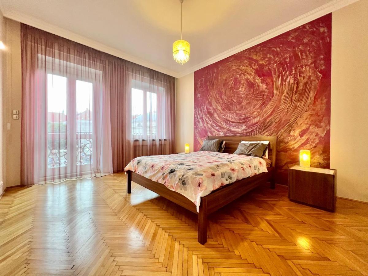 Apartament Exclusive Colourful Flat In The