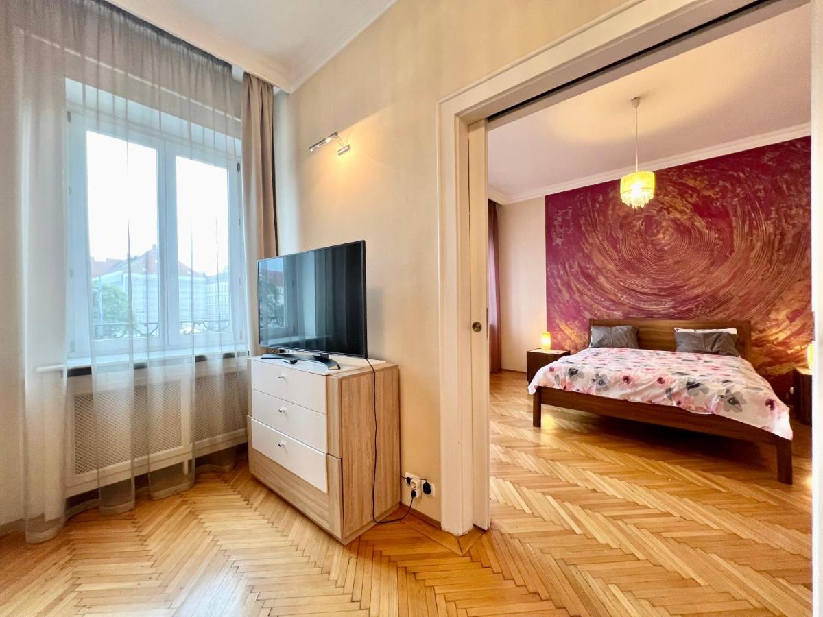 Exclusive Colourful Flat In The * Budapeszt